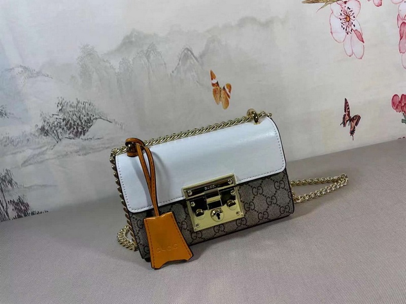 Gucci Handbags 51